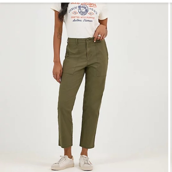 Lee Legendary Utility Cropped Pants Olive Night Midrise Green Size 16 NWT - Picture 1 of 9